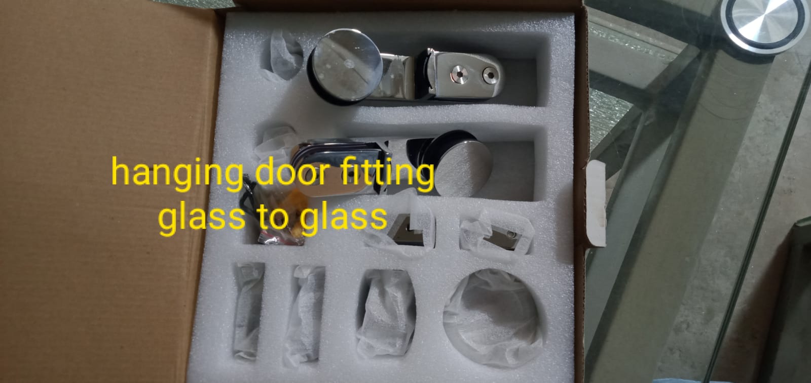 Hanging Door Fitting Glass To Glass